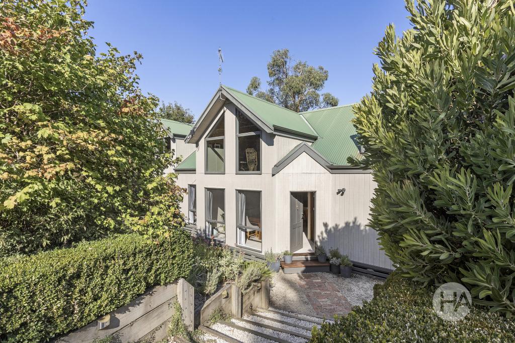 96-98 Eumeralla Gr, Mount Eliza, VIC 3930