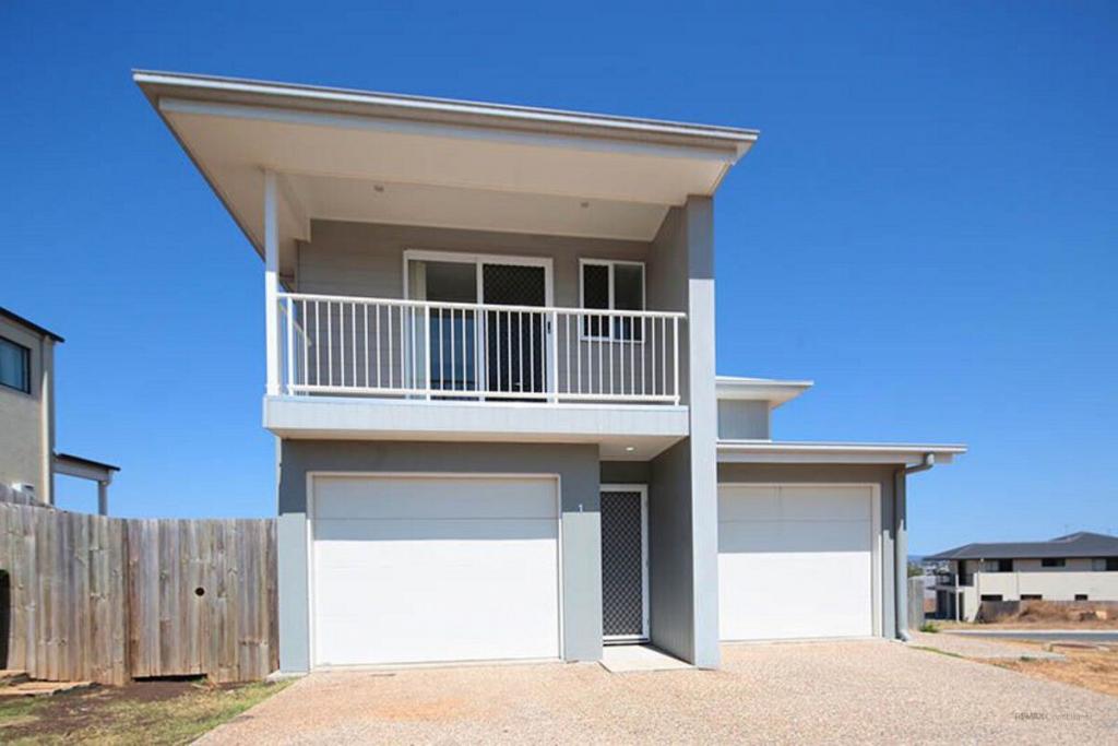 1/57 Brentwood Dr, Bundamba, QLD 4304