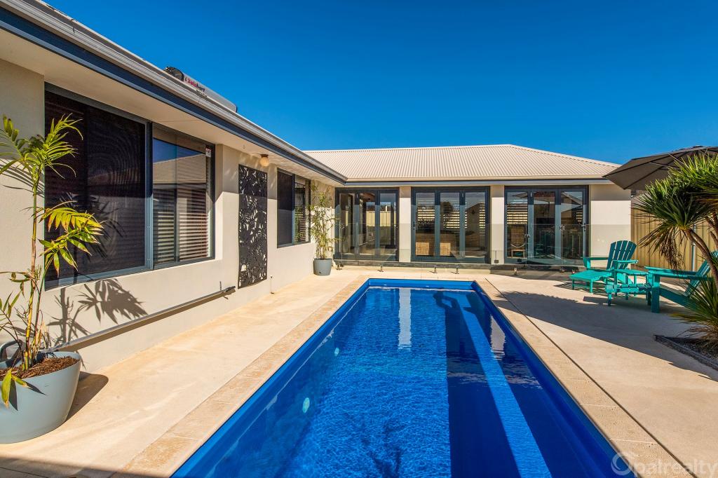 54 Greeson Pkwy, Secret Harbour, WA 6173