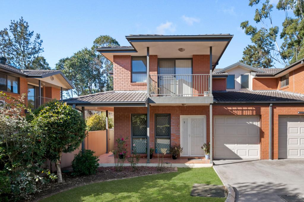 7/11 Saywell Rd, Macquarie Fields, NSW 2564