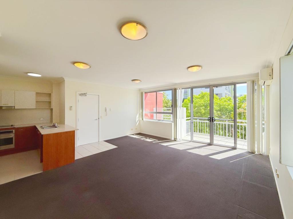 44/13-23 Bright Ave, Labrador, QLD 4215