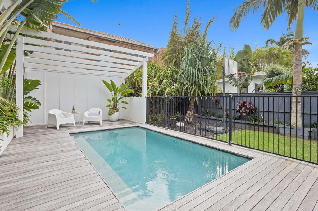 396 Cypress Tce N, Palm Beach, QLD 4221