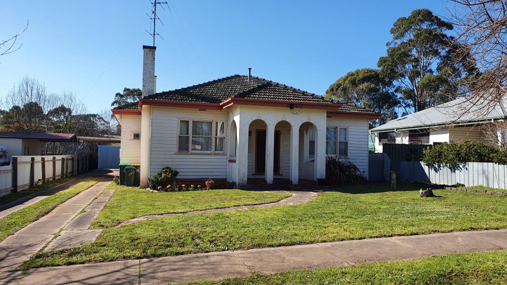 39 Mt Napier Rd, Hamilton, VIC 3300