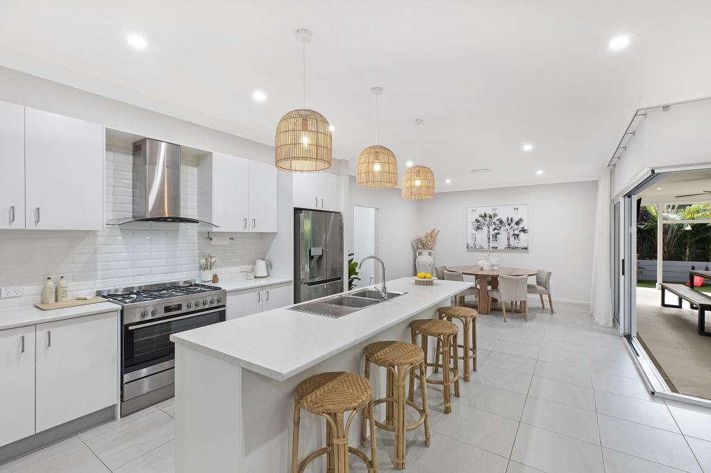 37 Columbus St, Hamlyn Terrace, NSW 2259