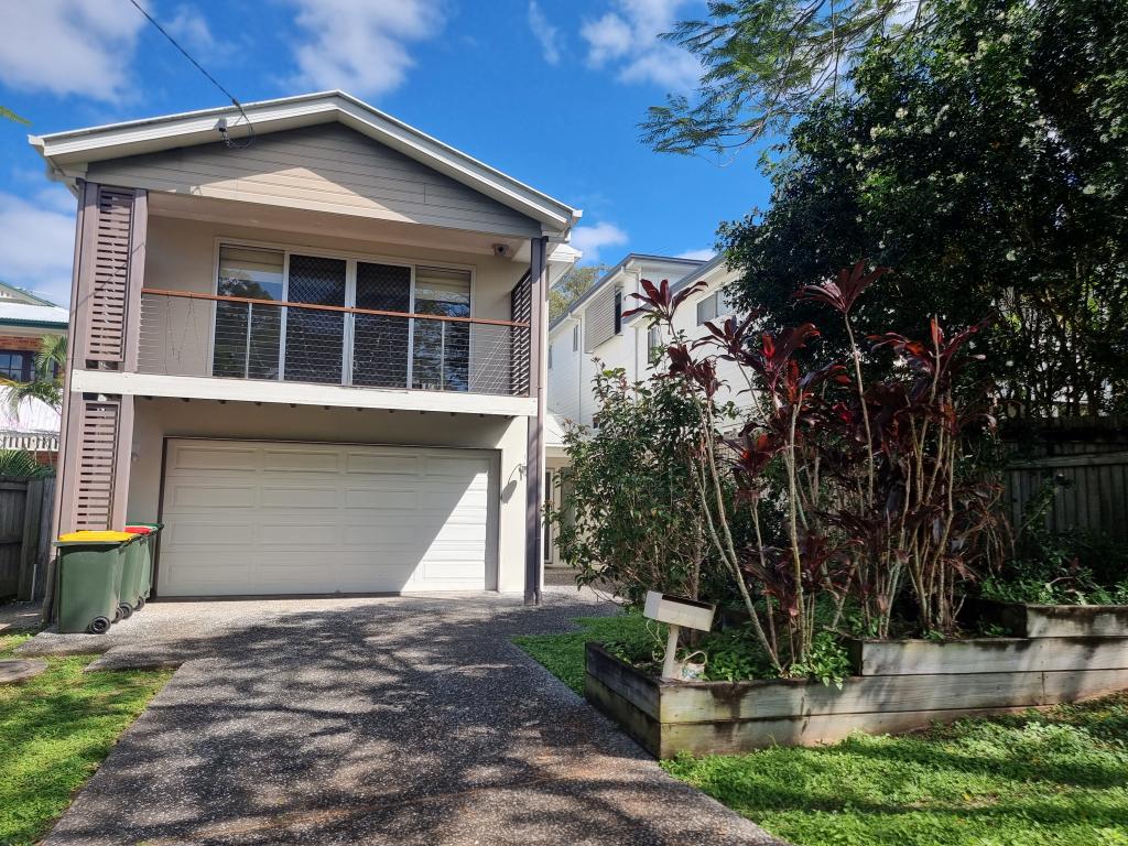 82 Gordon Tce, Indooroopilly, QLD 4068