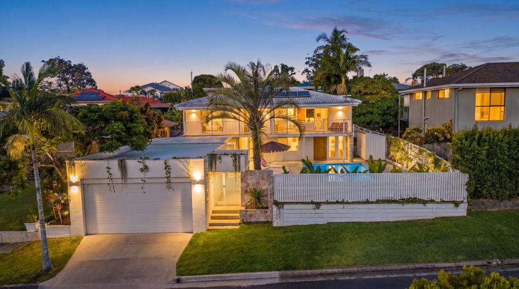6 Clare St, Southport, QLD 4215
