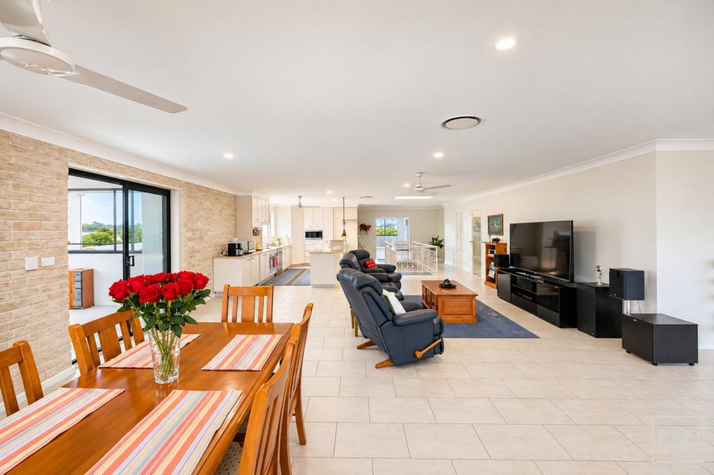 4/5 Thornely Cl, Bellara, QLD 4507