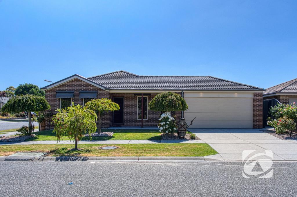 16 Quinny St, Koo Wee Rup, VIC 3981