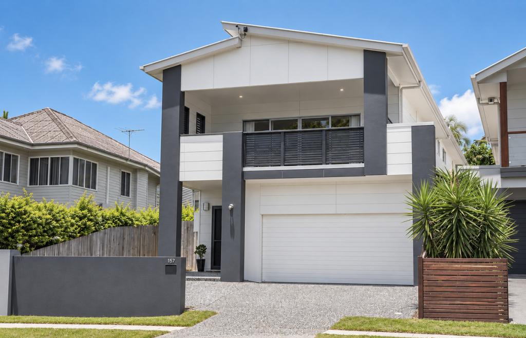 157 Macrossan Ave, Norman Park, QLD 4170