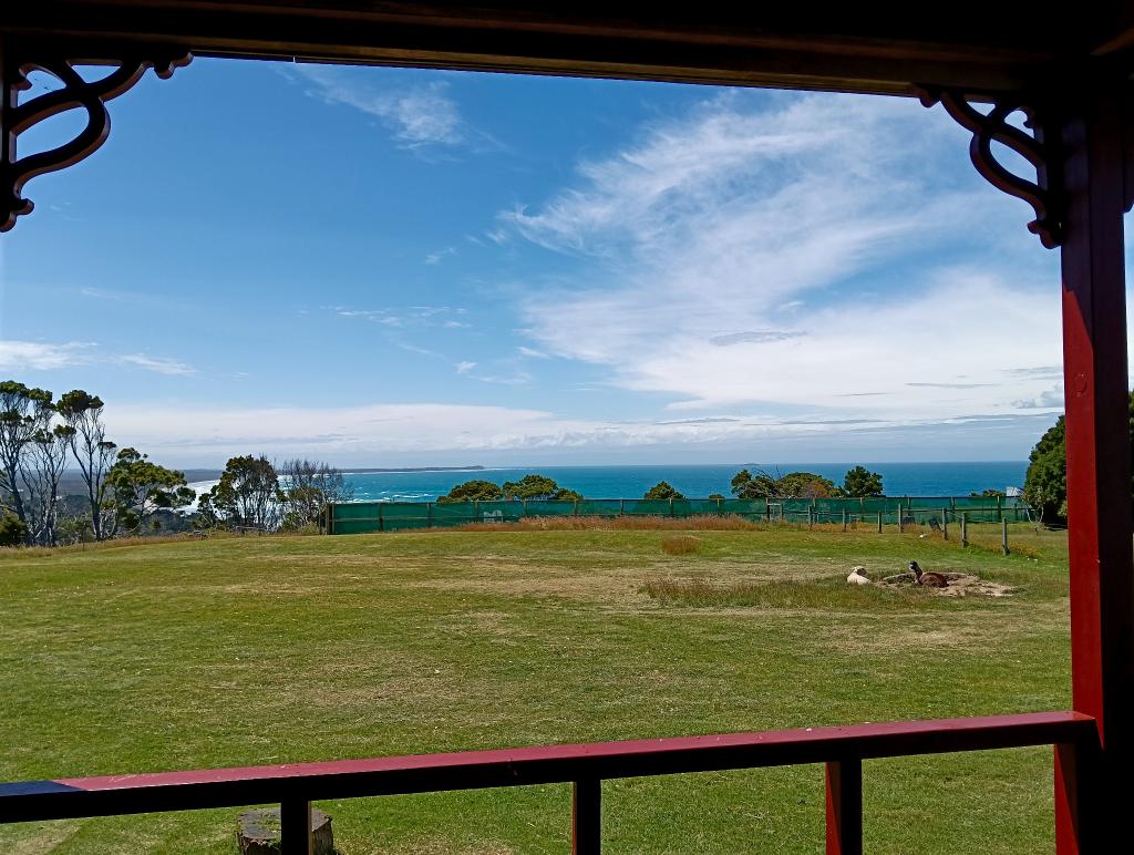 23 Skyline Dr, Naracoopa, TAS 7256