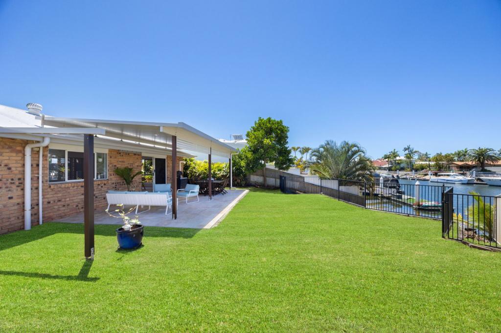 19 Mooloolah Dr, Minyama, QLD 4575