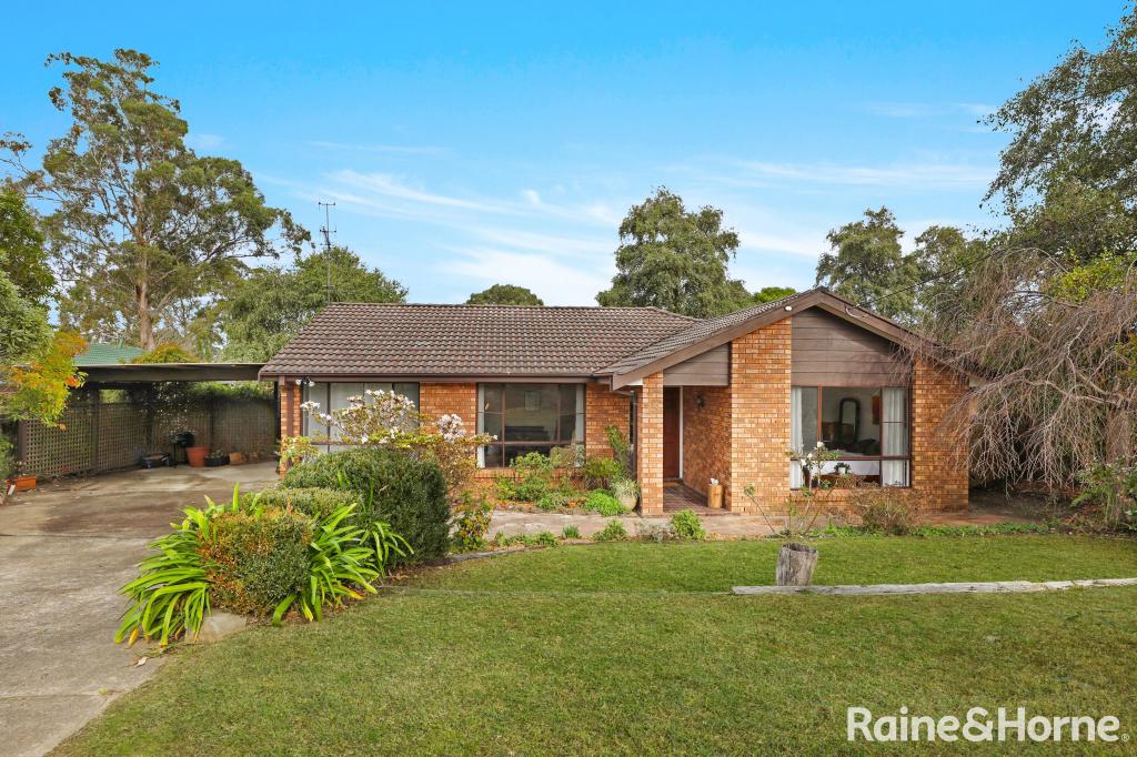 13 ARBOREA PL, BOWRAL, NSW 2576