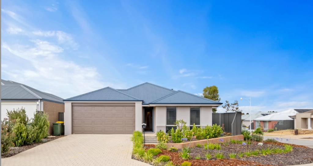 5 CUDDLEPIE TURN, BANKSIA GROVE, WA 6031