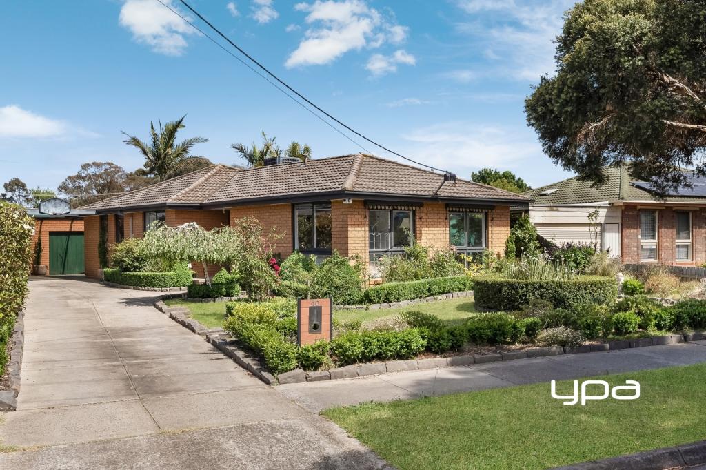 40 DEAKIN ST, SUNBURY, VIC 3429