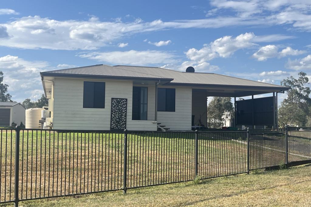 26 Katherine St, Dalby, QLD 4405