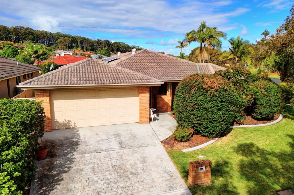 1/22 Livistona Dr, Forster, NSW 2428