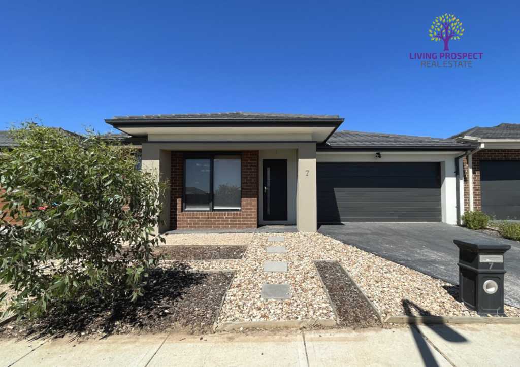 7 CELESTIAL CCT, TARNEIT, VIC 3029