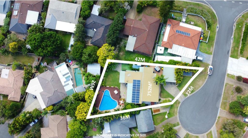 3 Solomon Ct, Carrara, QLD 4211