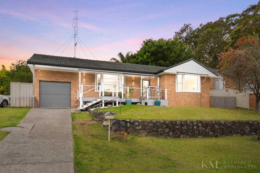 9 Helmsdale Dr, Valentine, NSW 2280