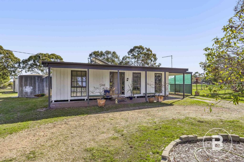 5 Fairview Dr, Clunes, VIC 3370