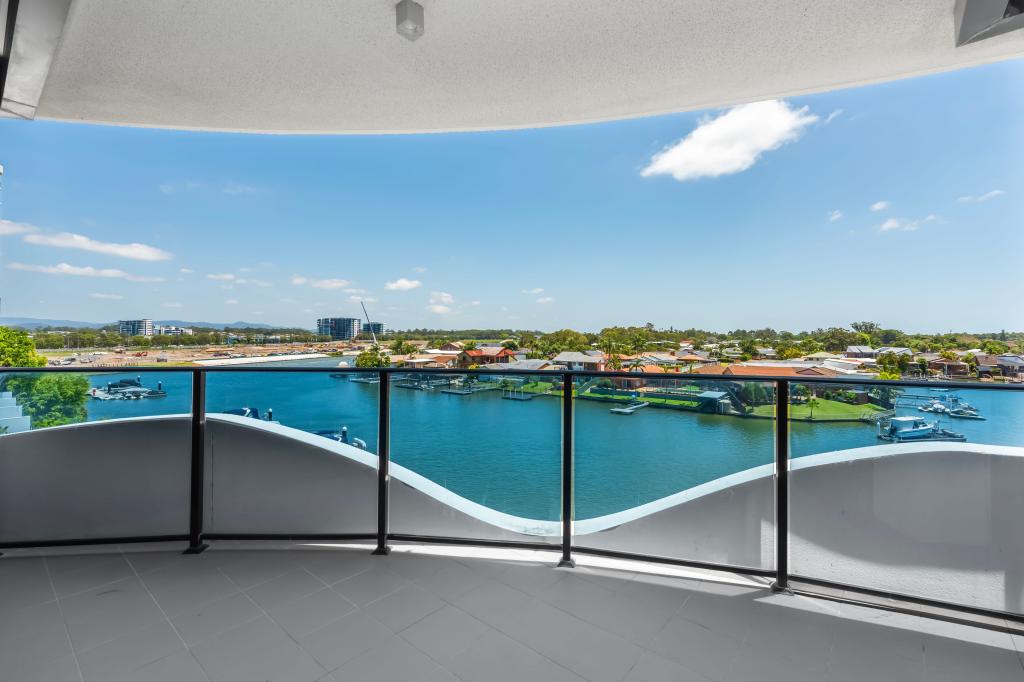 1301/5 HARBOUR SIDE CT, BIGGERA WATERS, QLD 4216