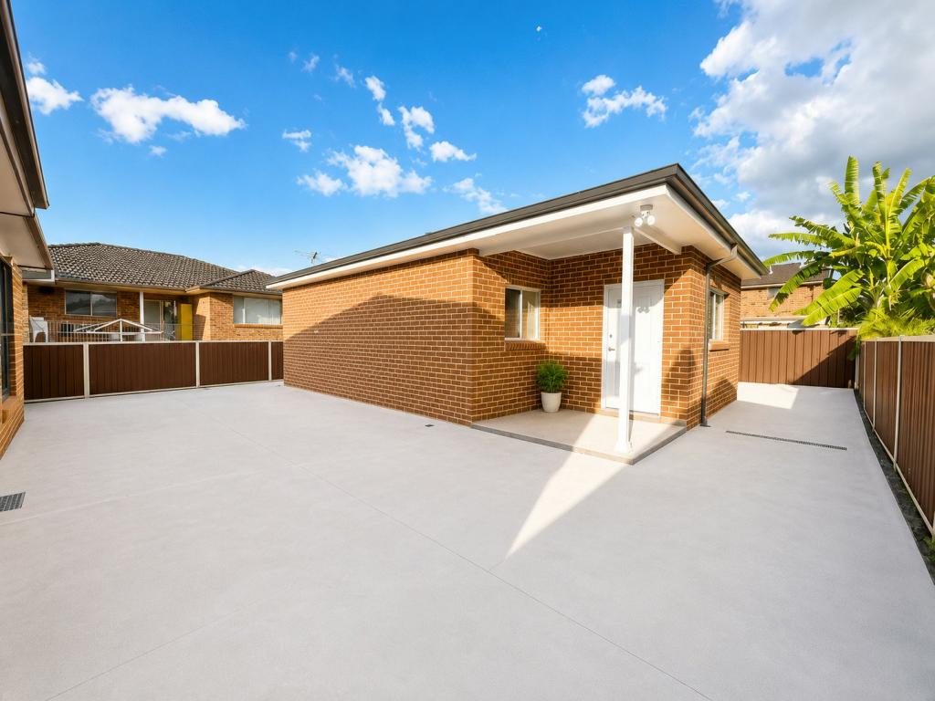 51A ST KILDA ST, ST JOHNS PARK, NSW 2176