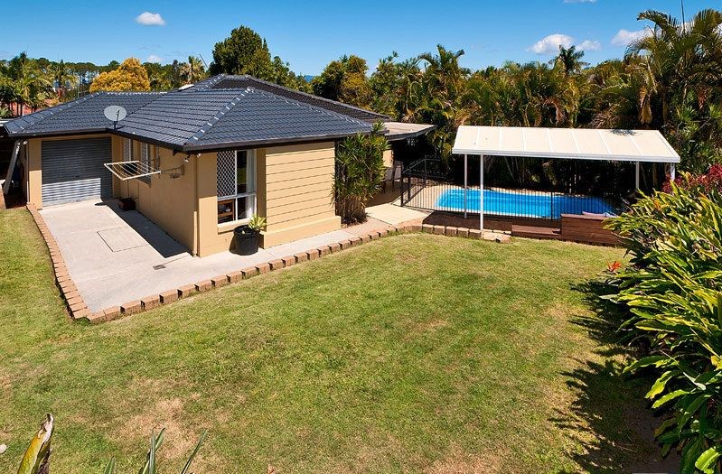 4 Muresk Ct, Mermaid Waters, QLD 4218