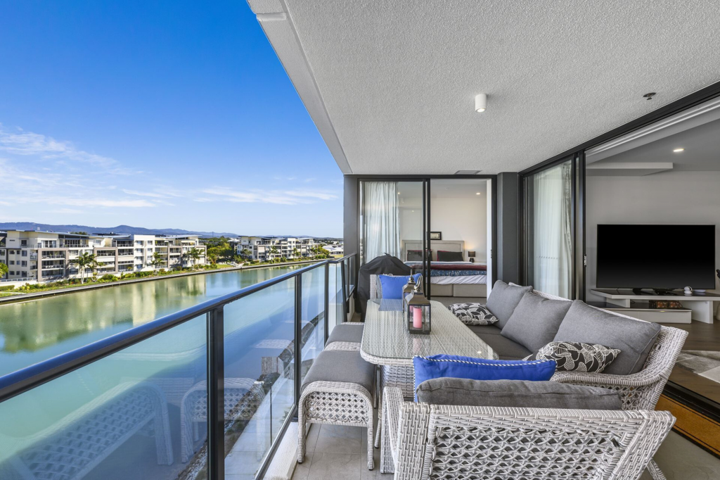 1502/6 Sickle Ave, Hope Island, QLD 4212