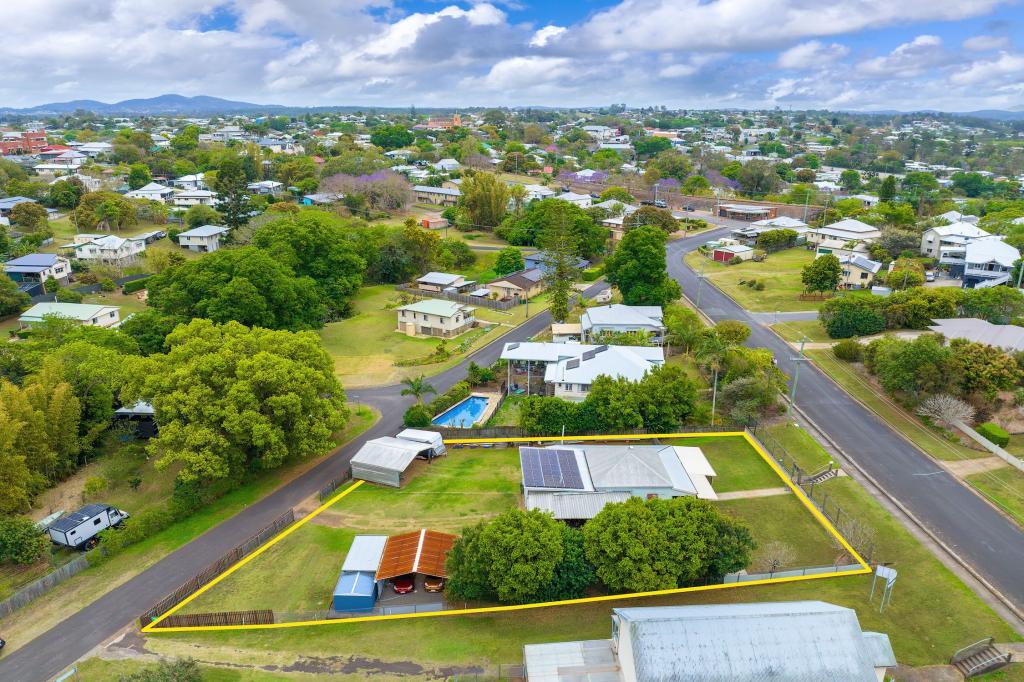 9 Crown Rd, Gympie, QLD 4570