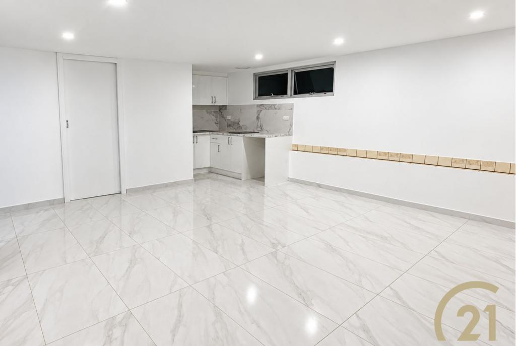 5b Sampson Pl, Rosemeadow, NSW 2560