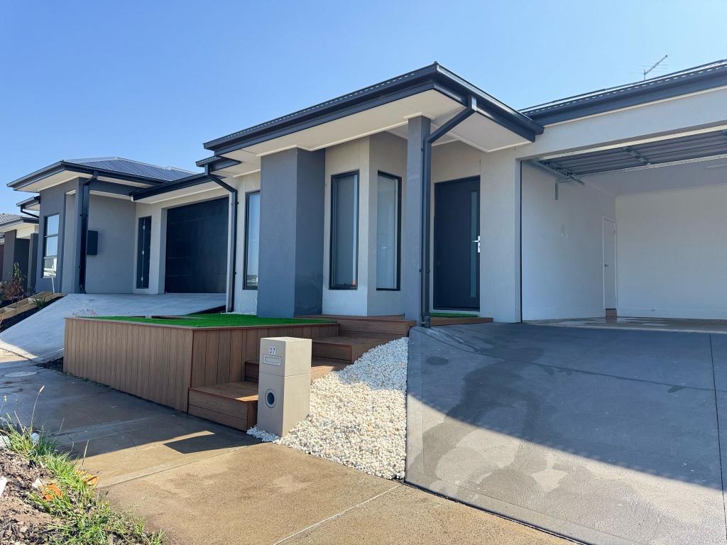 37 Pomegranate Dr, Beveridge, VIC 3753