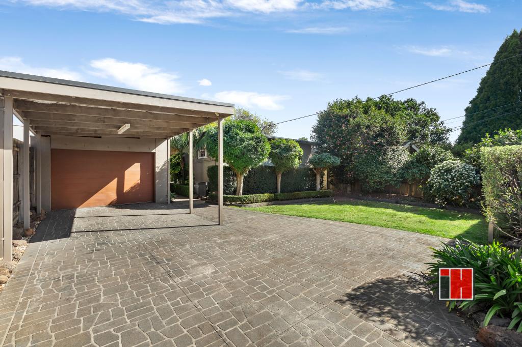96 Mahoneys Rd, Forest Hill, VIC 3131
