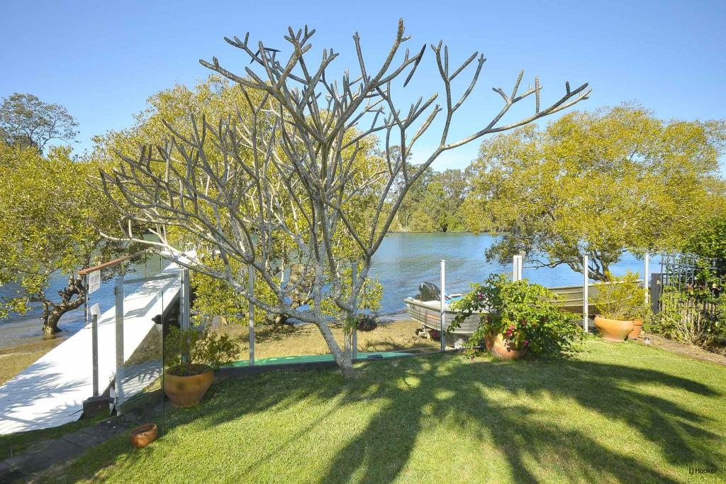 1/36 Riverside Dr, Currumbin Waters, QLD 4223