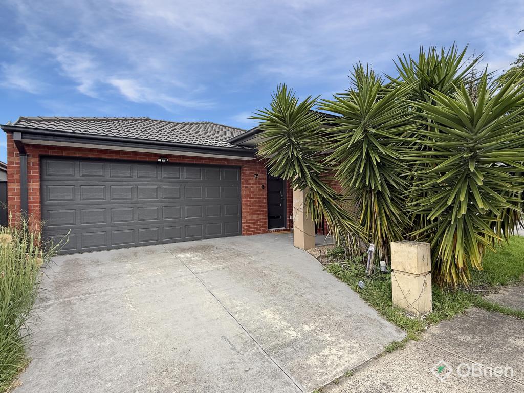6 Calypso Way, Clyde North, VIC 3978