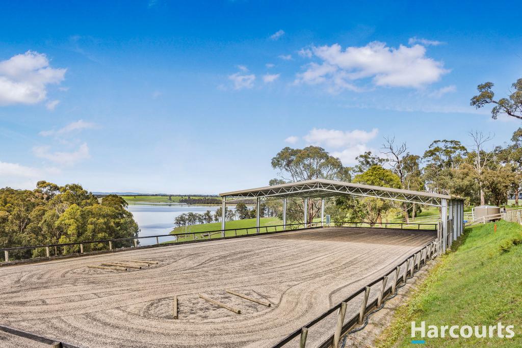 136 HUNTS RD, WILLOW GROVE, VIC 3825