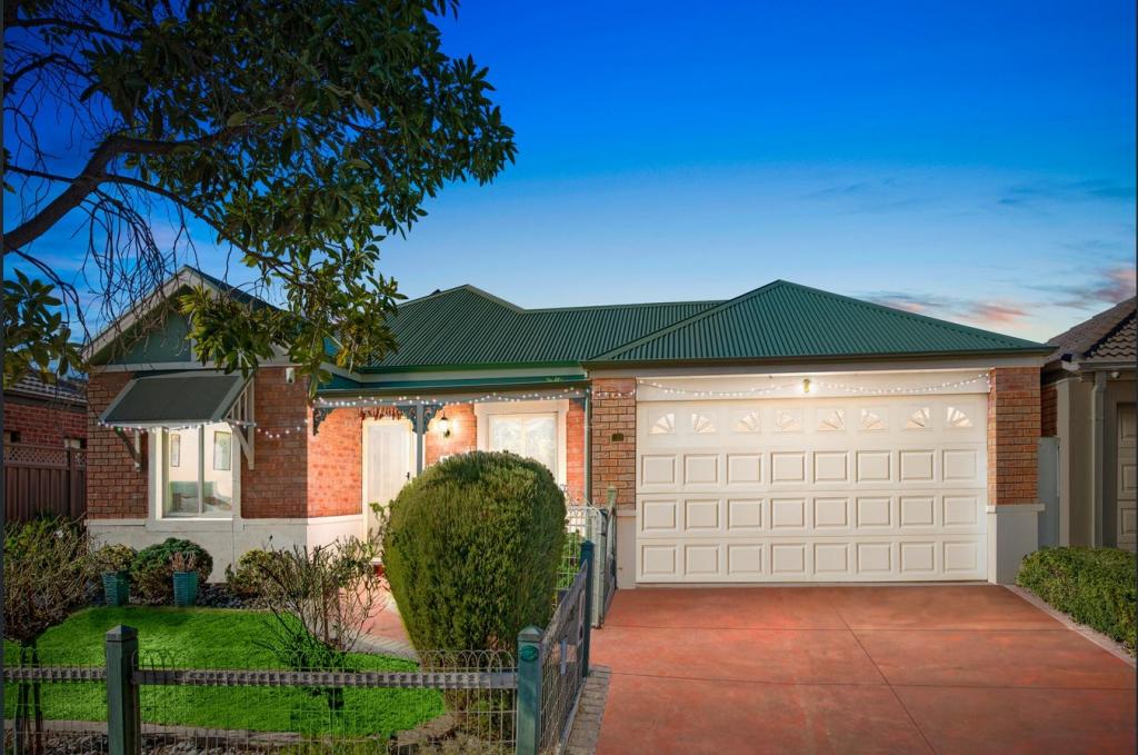 17 Stringybark Cl, Manor Lakes, VIC 3024