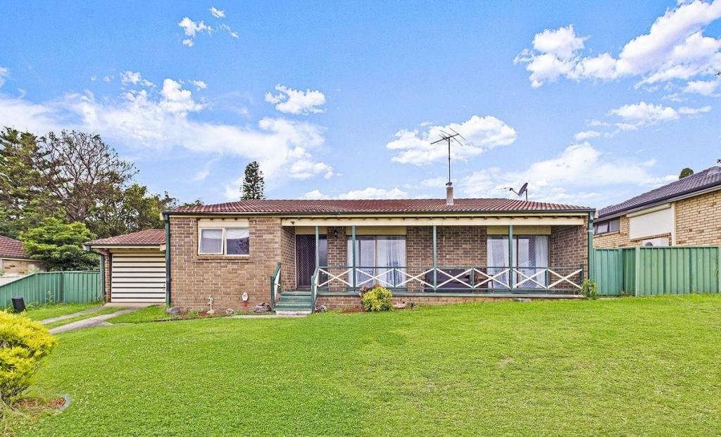 17 Tremlow Cres, Ambarvale, NSW 2560