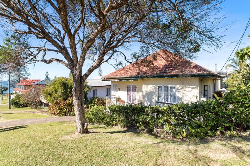 Contact agent for address, MARGATE, QLD 4019