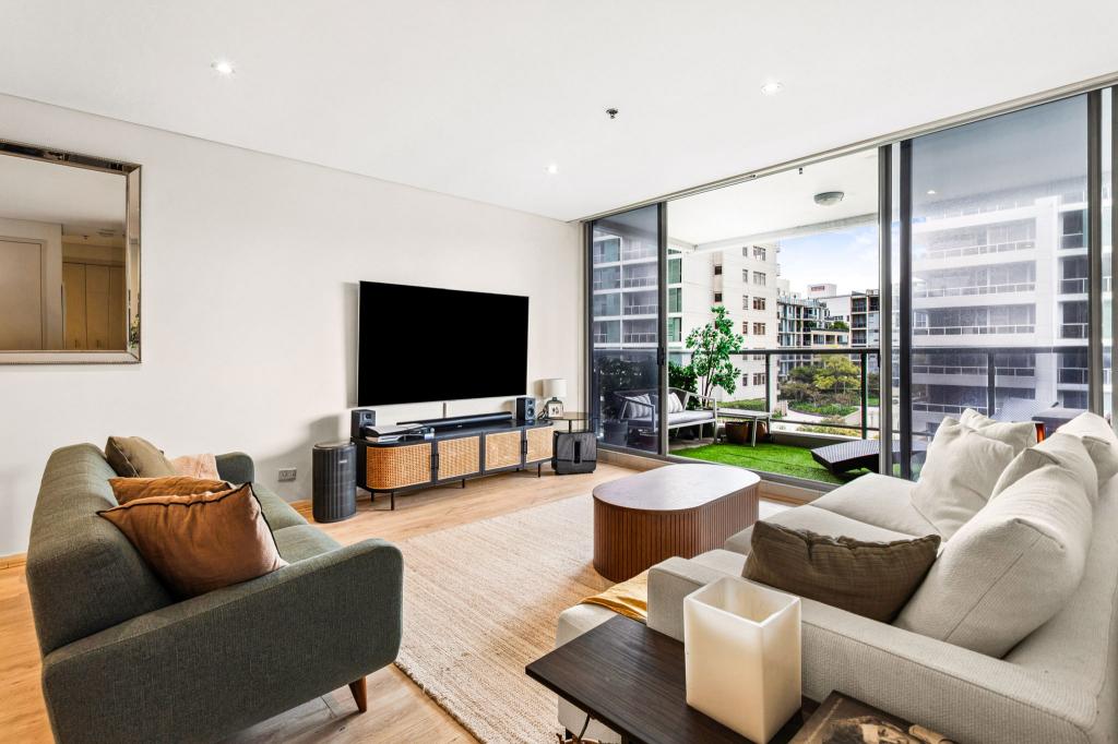 604/6 Lachlan St, Waterloo, NSW 2017