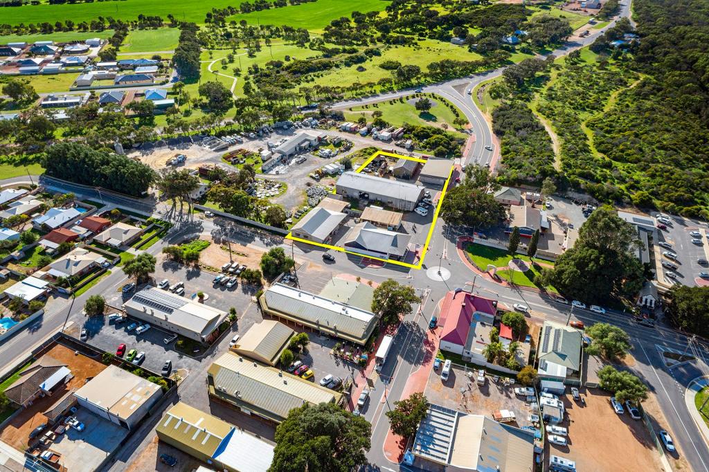 39, 41 & 43 Moreton Tce, Dongara, WA 6525