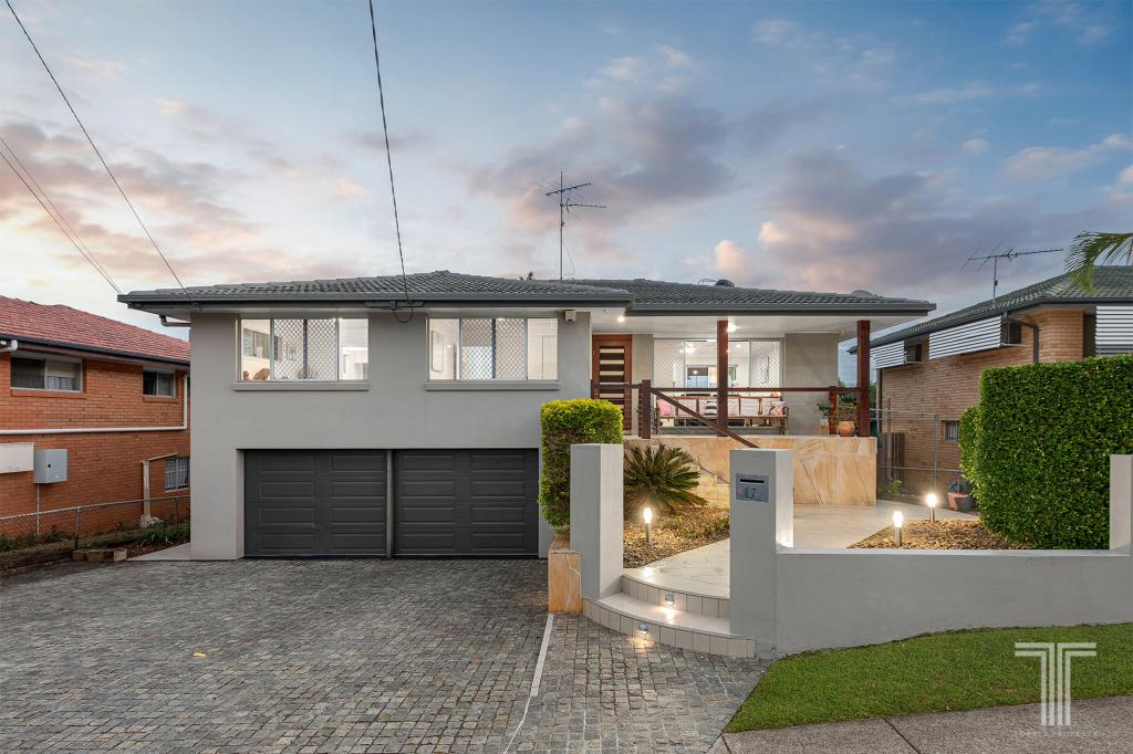 17 Salandra St, Mansfield, QLD 4122