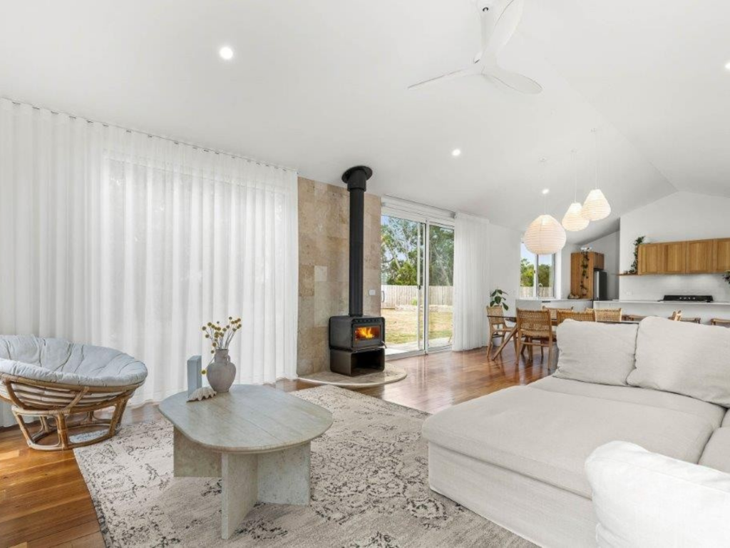 13 Kanowna Pl, Inverloch, VIC 3996