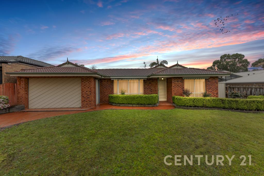 18 Mcmaster Ct, Pakenham, VIC 3810