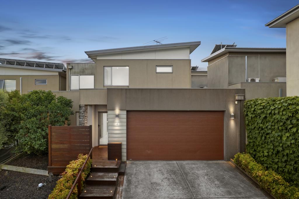 4 Braeburn Pde, Rowville, VIC 3178