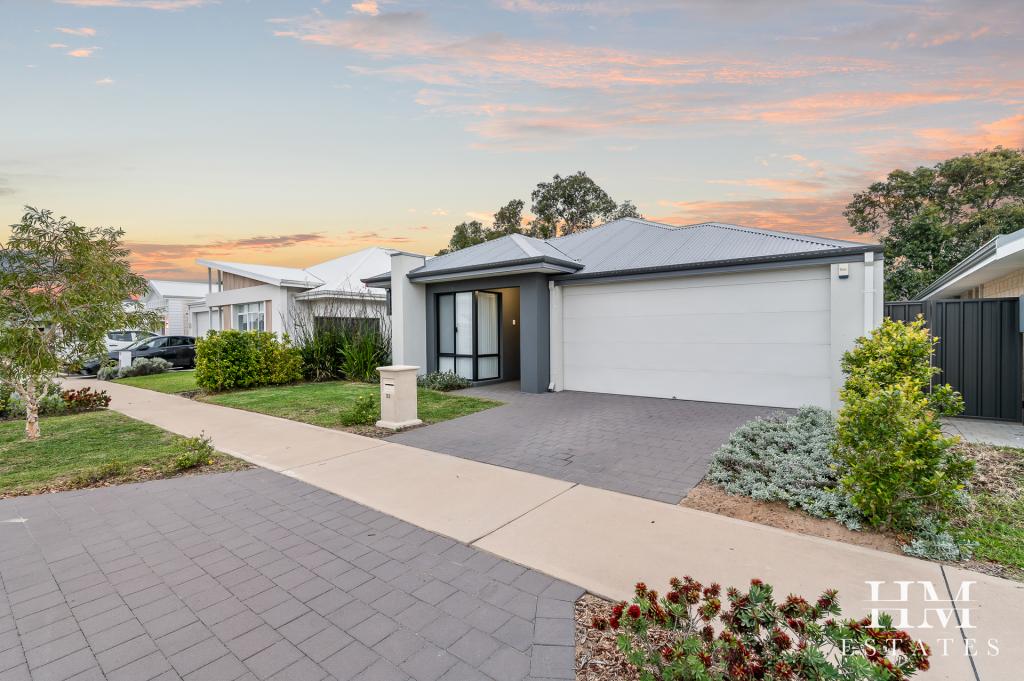 33 Preston Gr, South Guildford, WA 6055