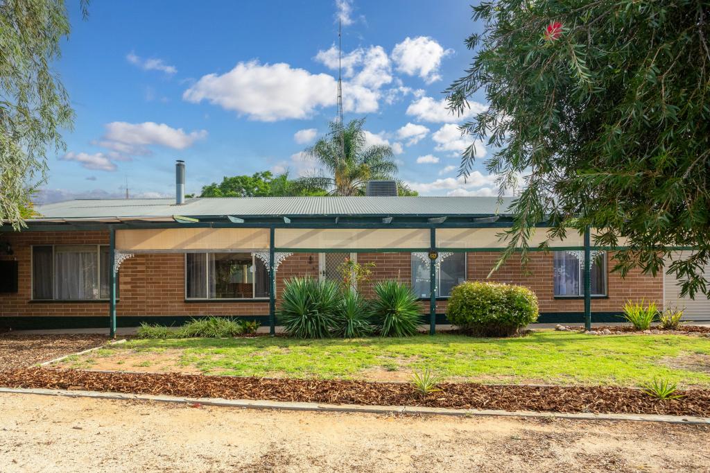 2 Mcgregor St, Berri, SA 5343