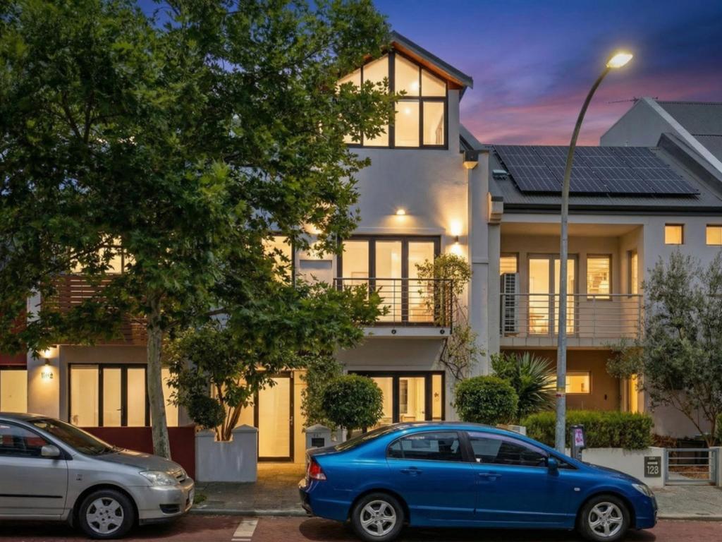 121 Brown St, East Perth, WA 6004