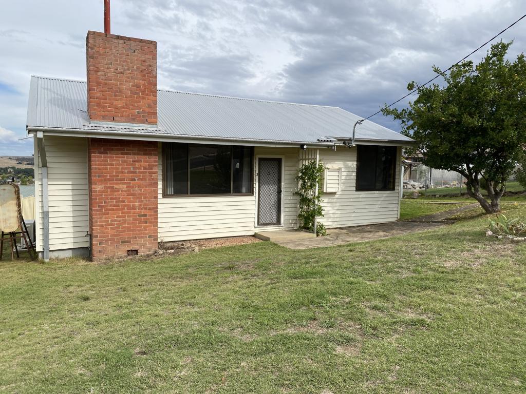 3 Amaroo St, Cooma, NSW 2630