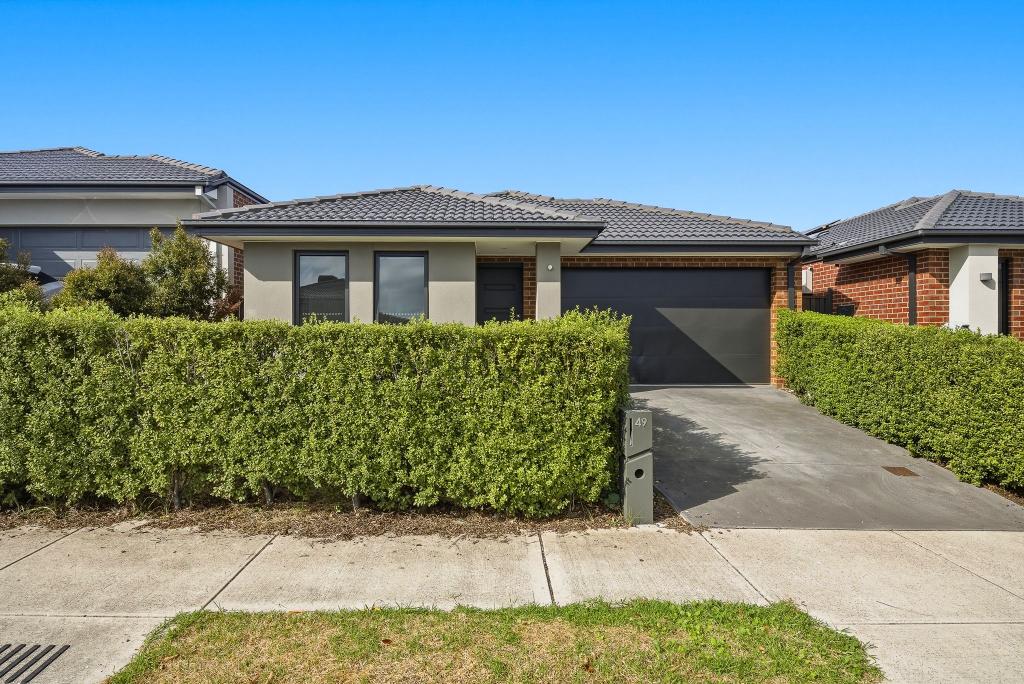 49 EVICA RD, CLYDE NORTH, VIC 3978