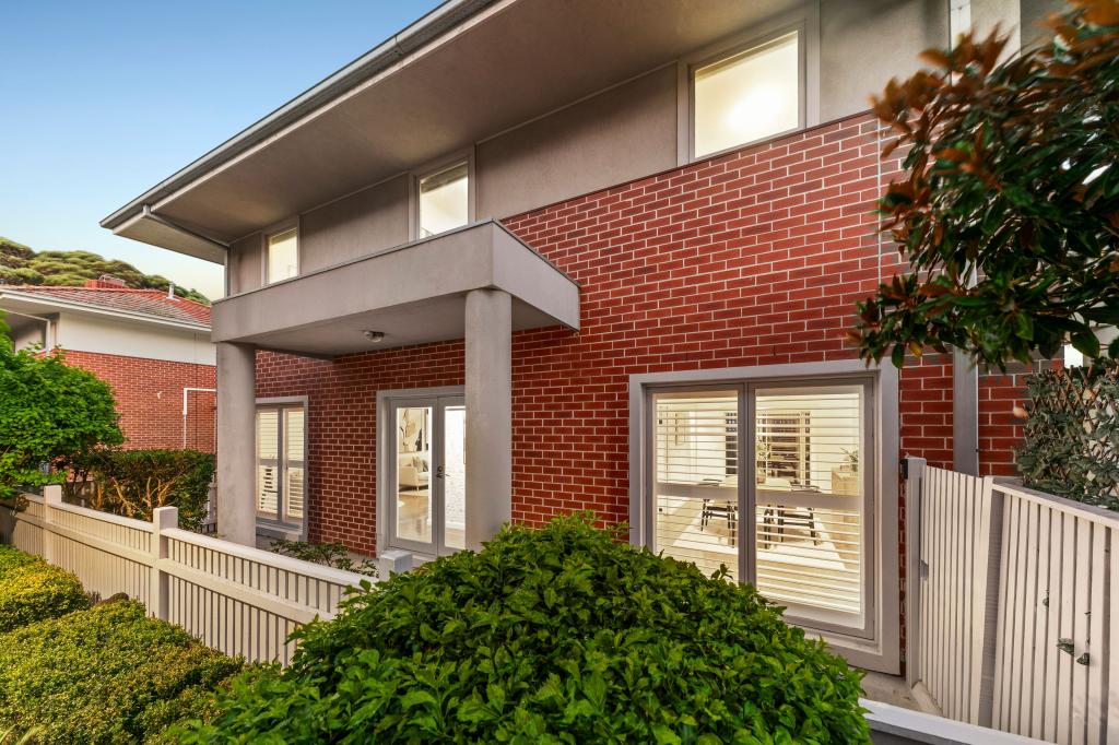 2/6 Railway St N, Altona, VIC 3018